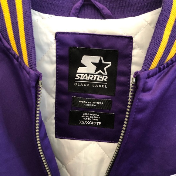 Rare! NBA Lakers Black Label Starter Jacket - Urban Outfitters - Picture 7 of 9